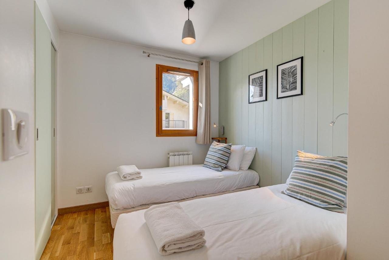 Apartment Fermes Du Montenvers B11 - Alpes Travel - Central Chamonix - Sleeps 4 Bagian luar foto