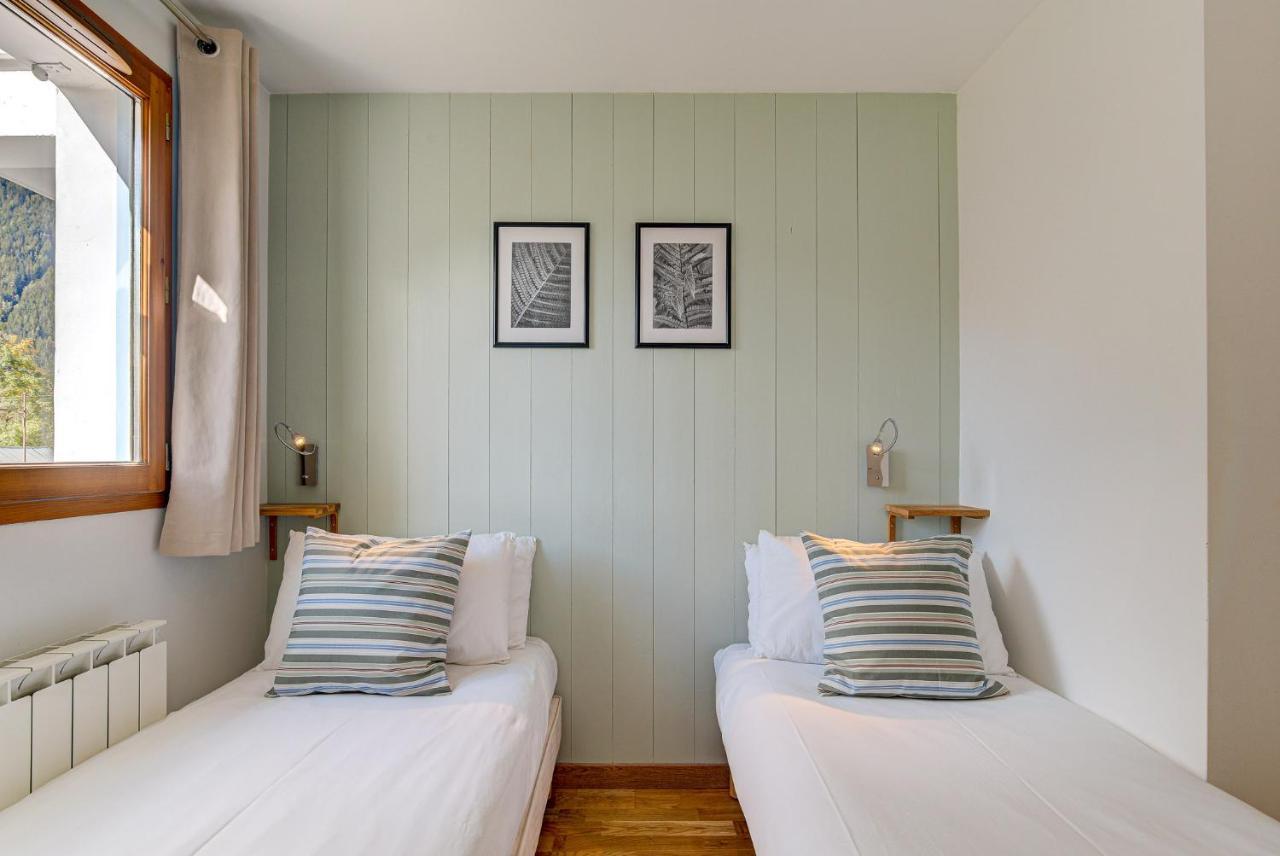 Apartment Fermes Du Montenvers B11 - Alpes Travel - Central Chamonix - Sleeps 4 Bagian luar foto