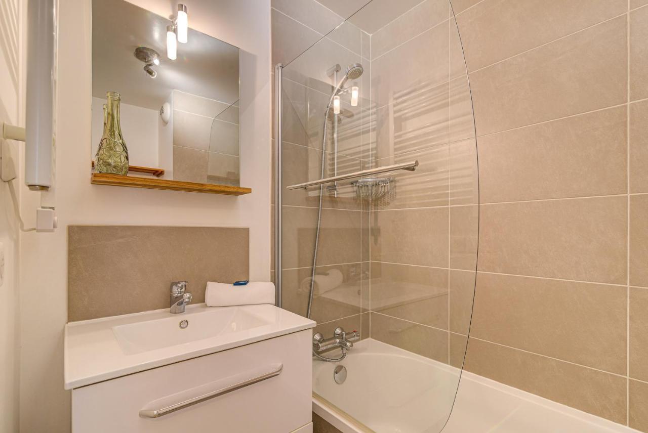 Apartment Fermes Du Montenvers B11 - Alpes Travel - Central Chamonix - Sleeps 4 Bagian luar foto